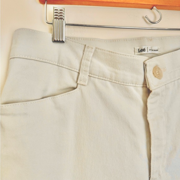 Lee Women’s Jeans, Size 10 - Picture 2 of 4